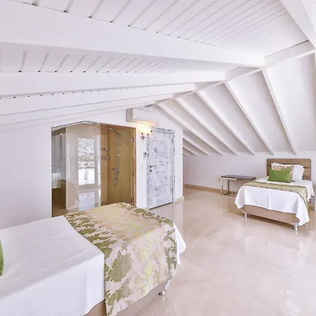 Kalkan Kisla Da Deniz E Yakin Tatil Villasi וילה *