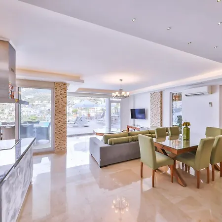 Villa Kalkan Kisla Da Deniz E Yakin Tatil Villasi Kaş